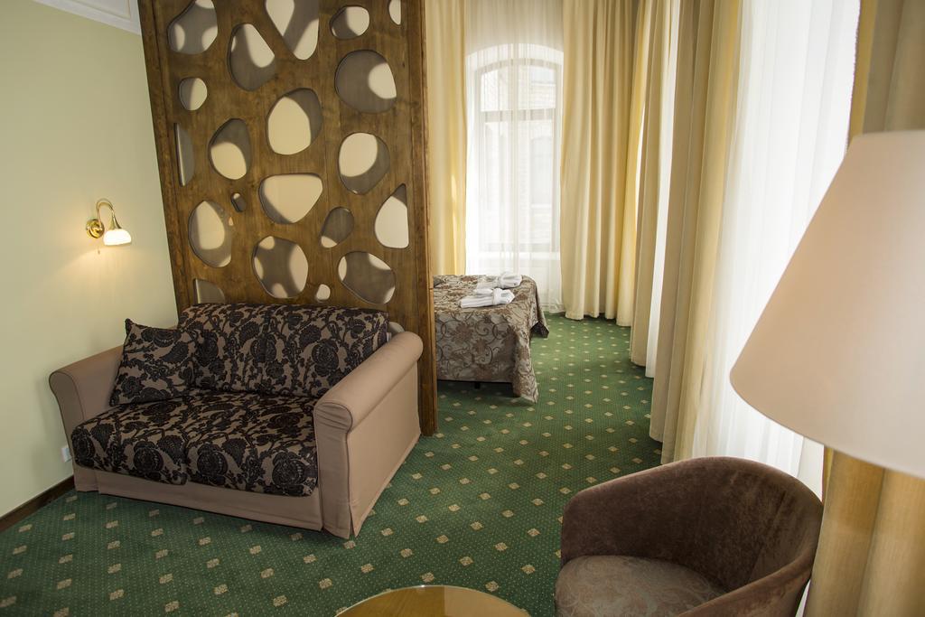 Hotel St. Barbara Tallinn Dış mekan fotoğraf